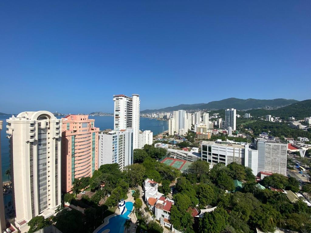 Beautiful condominium with a pool on Costera - 2