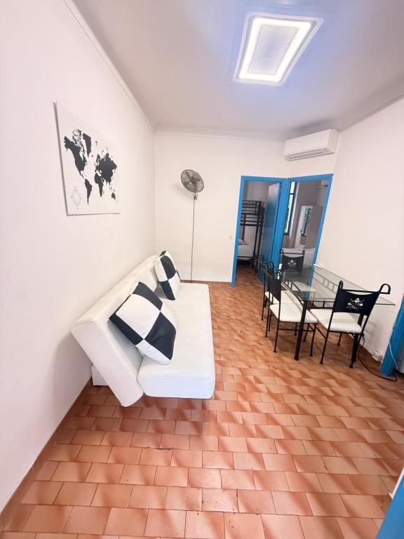 Centrally located Provençal apartment - 1
