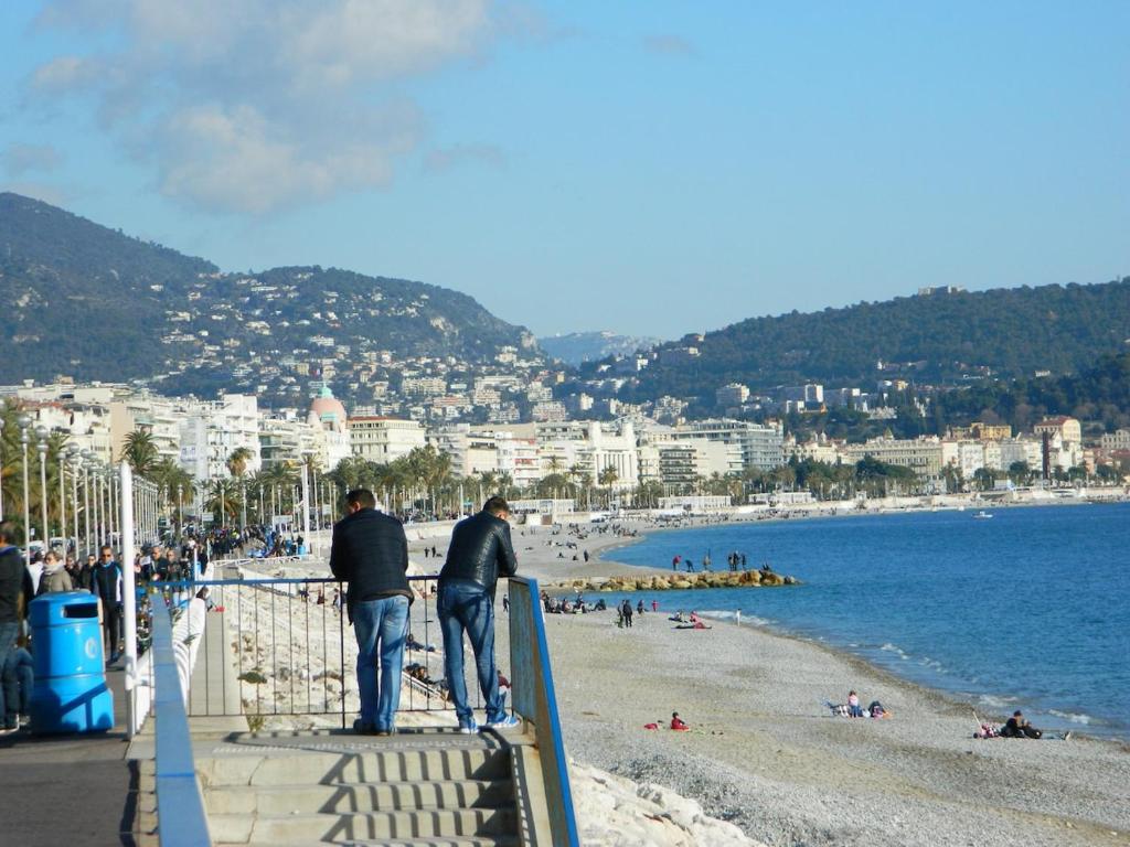 Joelle & Marc Nice 2 bedrooms apartment, near beach, AC, parking lot - 5