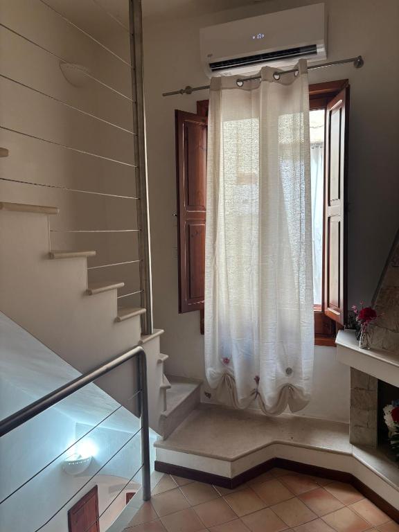 HOUSE MONACHILE 32 n38 - 3