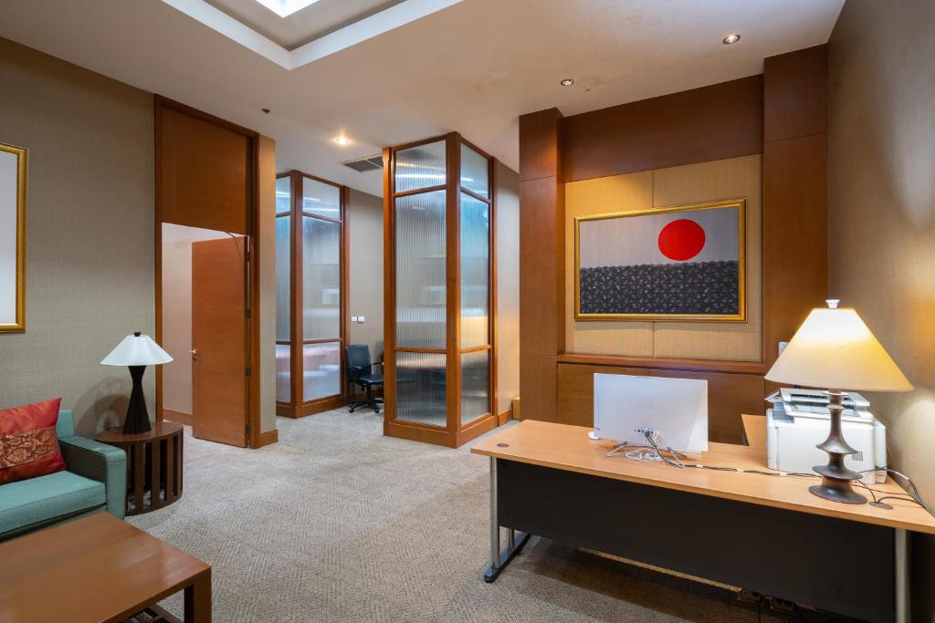 Business center