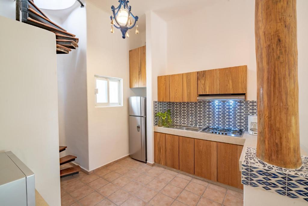 Mamitas Beach 5th Avenue Apartment - 3