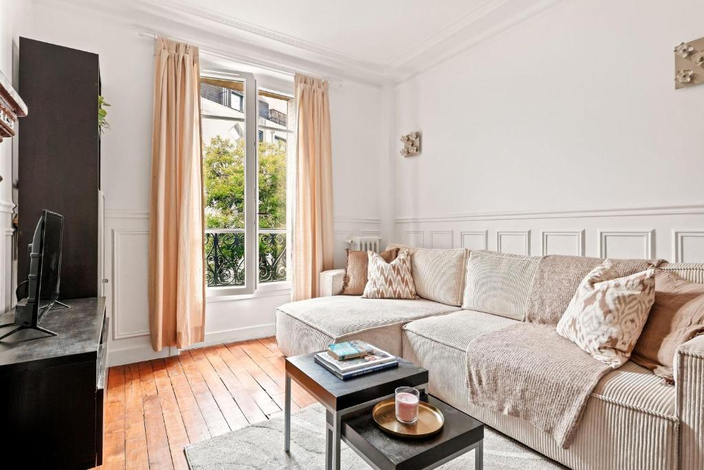 BnBNova - 2BR - Near Eiffel Tower and Montparnasse - 1