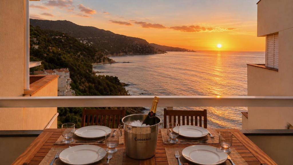 Mediterranean Getaway - Private Beach & Sea Views - 3