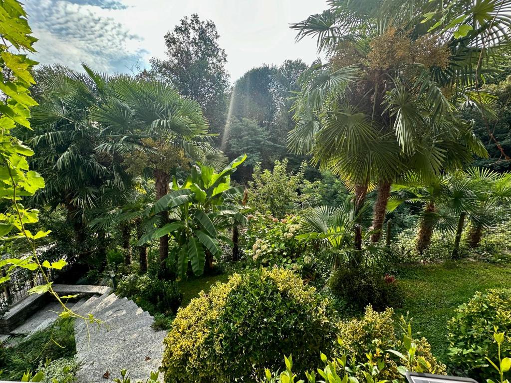Villa Vista Verde Lake View, Private Garden & Parking - 2