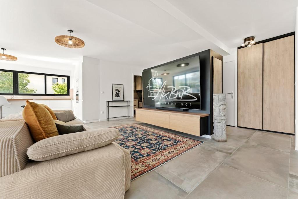 Luxury 3-bedroom apartment, air-conditioned, with spa - 2