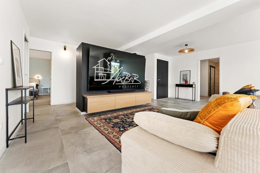 Luxury 3-bedroom apartment, air-conditioned, with spa - 5