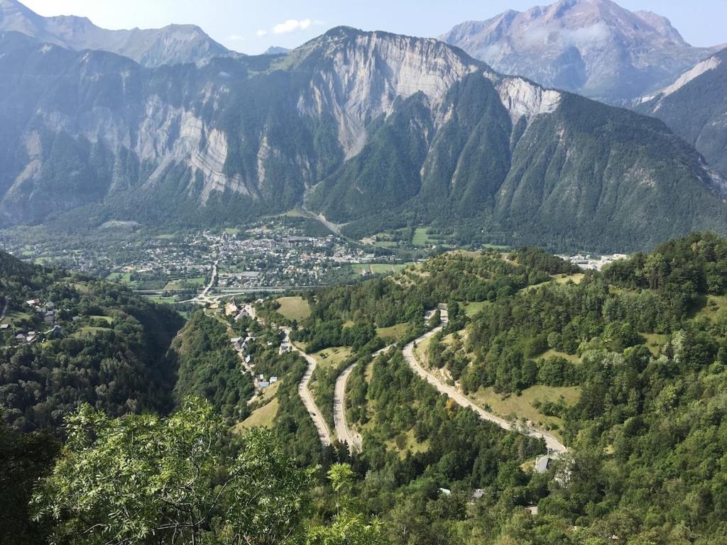 Maison Bord de Rive, Exceptional Cyclist Friendly House, Bourg d'Oisans - 2