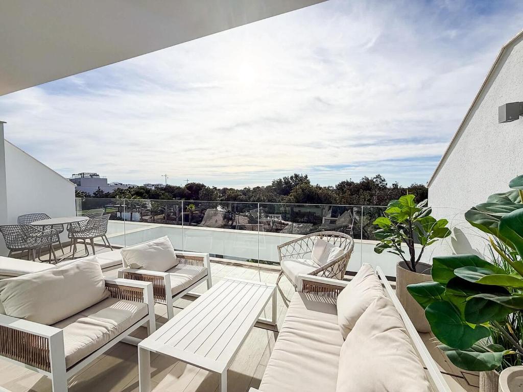 2-bed apartment with beautiful views - 2