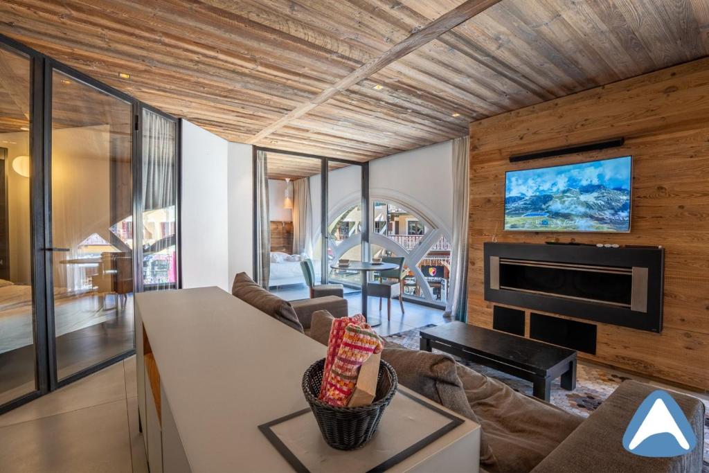 Bright 3 Bed Apartment - Arc 1950 - Auberge Jerome - 2