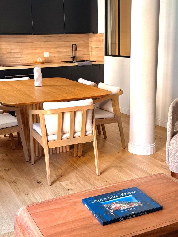 Gold square of Nice great duplex renovated AC - 4