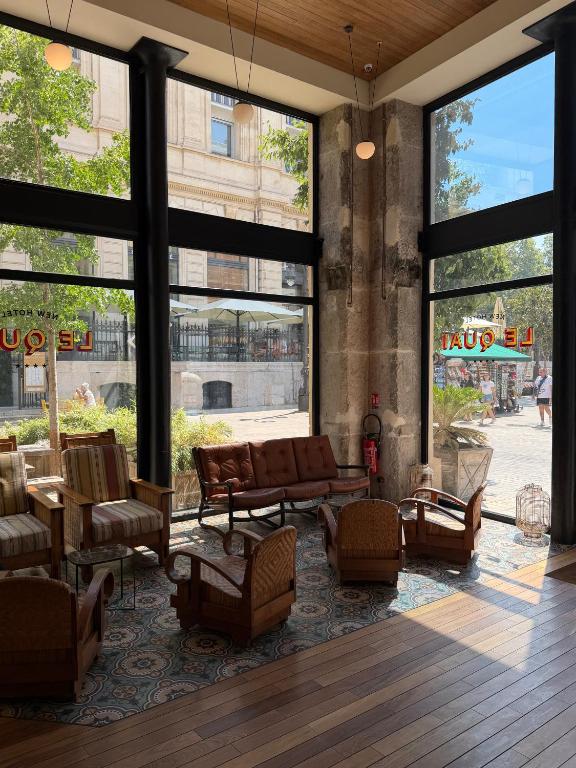 ニュー ホテル ル ケイ ビュー ポール (New Hotel Le Quai - Vieux Port) フロント・ロビー