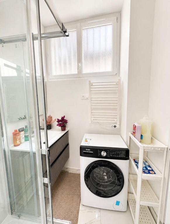 Studio Paris Ménilmontant, 2 minutes from the subway - 2
