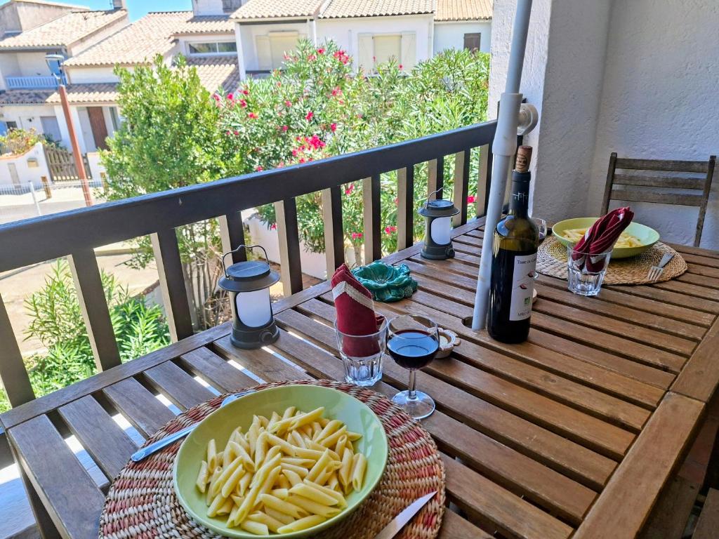 Grand appartement avec terrasse Plage à 6 min à pied Climatisation Saintes maries de la mer - 4