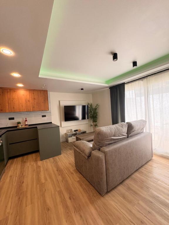 Benalmádena Luxury Sea View Apartment - 2