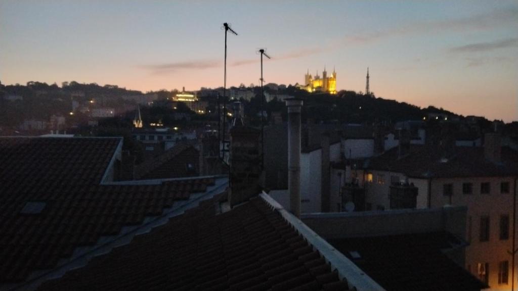 Lyon Bellecour 8 rue Victor Hugo beautiful view of Fourvière - 3