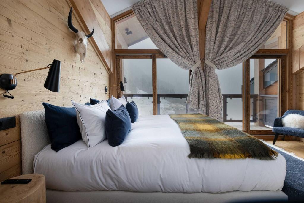 Penthouse Belladone Ski in and out with Panoramic Views - 2