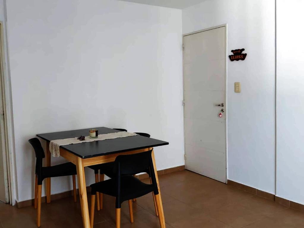 Departamento Amoblado a 7 Cuadras de Patio Olmos - Córdoba - 2