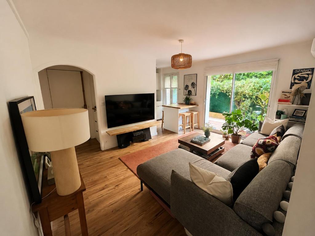 Your Peaceful Cannes Home - Comfort, AC & Free Parking - 1