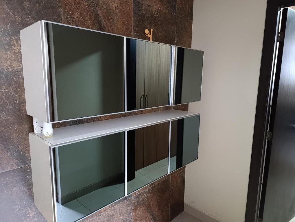 Beautiful Apartment Near Airport - 5