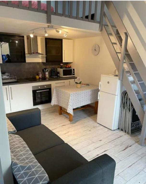 À 300 m de la plage - Terrasse, climatisation & parking privé - 1
