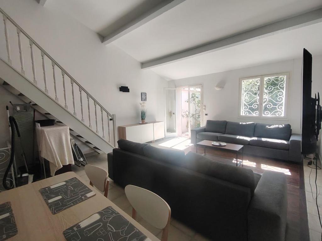 Grand Duplex, climatisation, wifi, jardin - 3