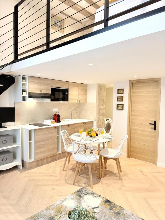 Belle Époque Duplex - Charm & Modernity AC & Wi-Fi - 2