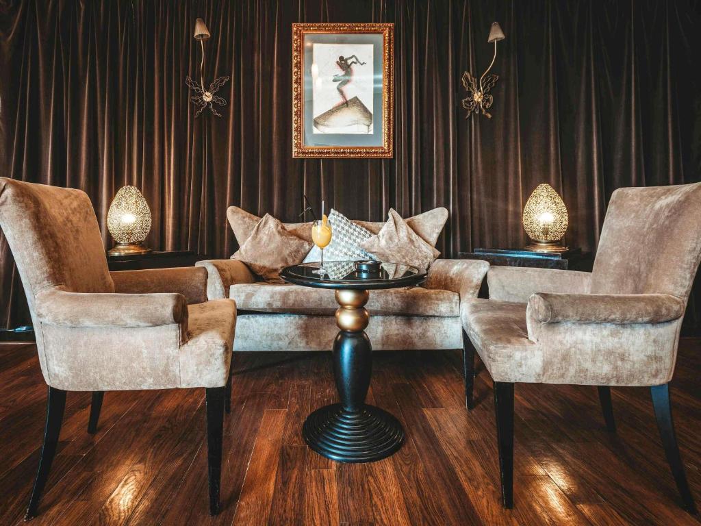 Bar/lounge