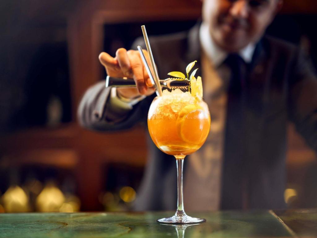 Bar/lounge