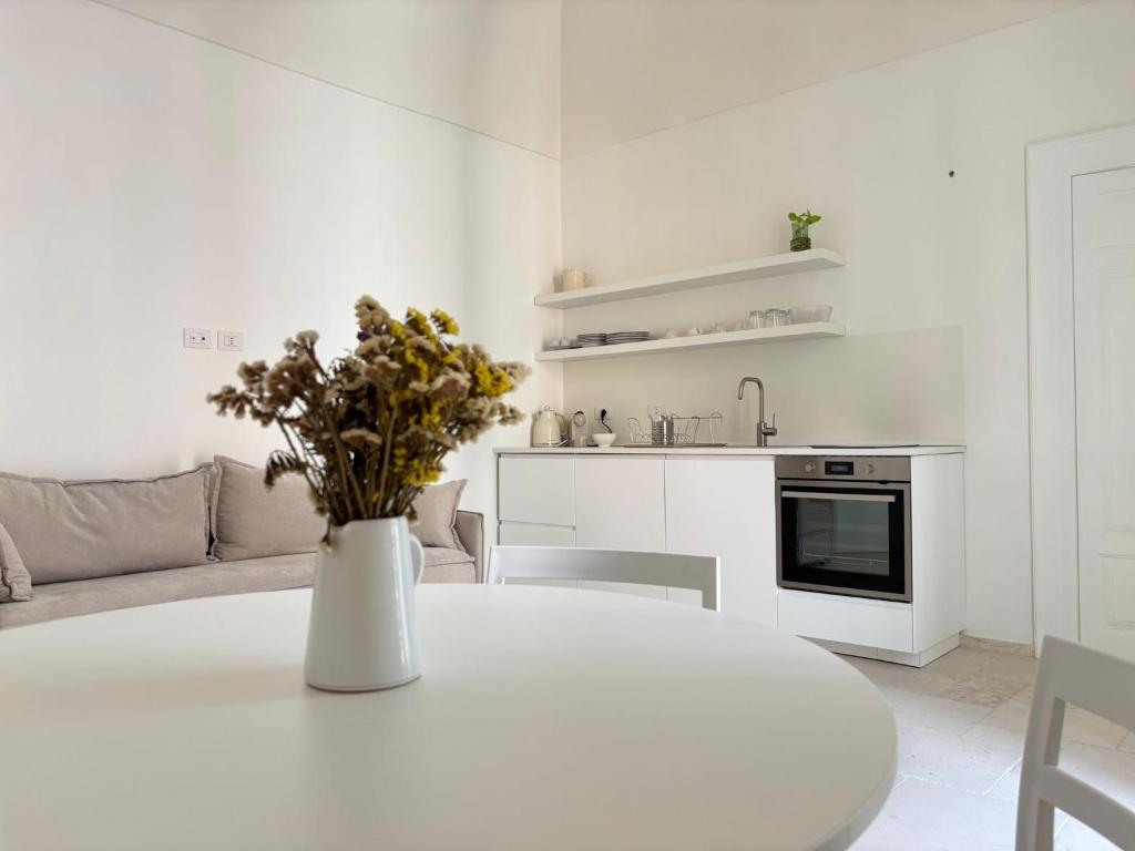 Le Rose Apartments - 3