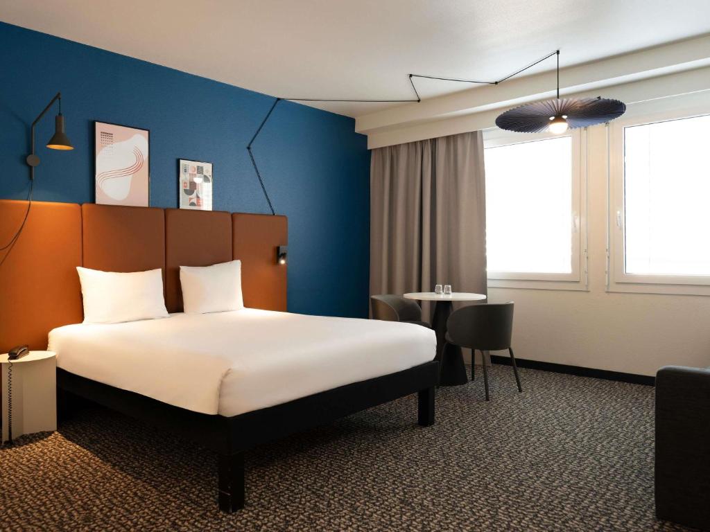 ibis Lausanne Centre - 4