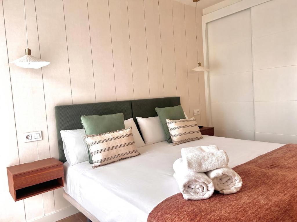 ChezmoiHomes Central Prime Apartment II FREE Parking - 2