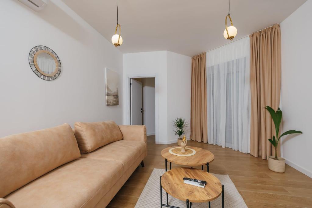 Apartments Seven - 30 Steps from the Beach with Private Parking - 5