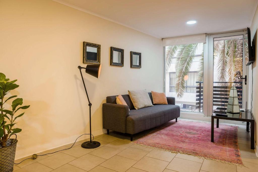 Central 1BR1BA in Santiago Balcony & Nearby Metro - 4