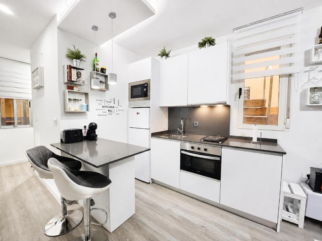 Moderno Apartamento en el Centro de Madrid Ubicación Perfecta - 5