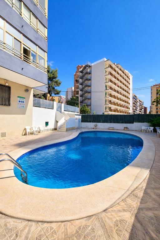 Two-room apartment with terrace, parking and pool - 3