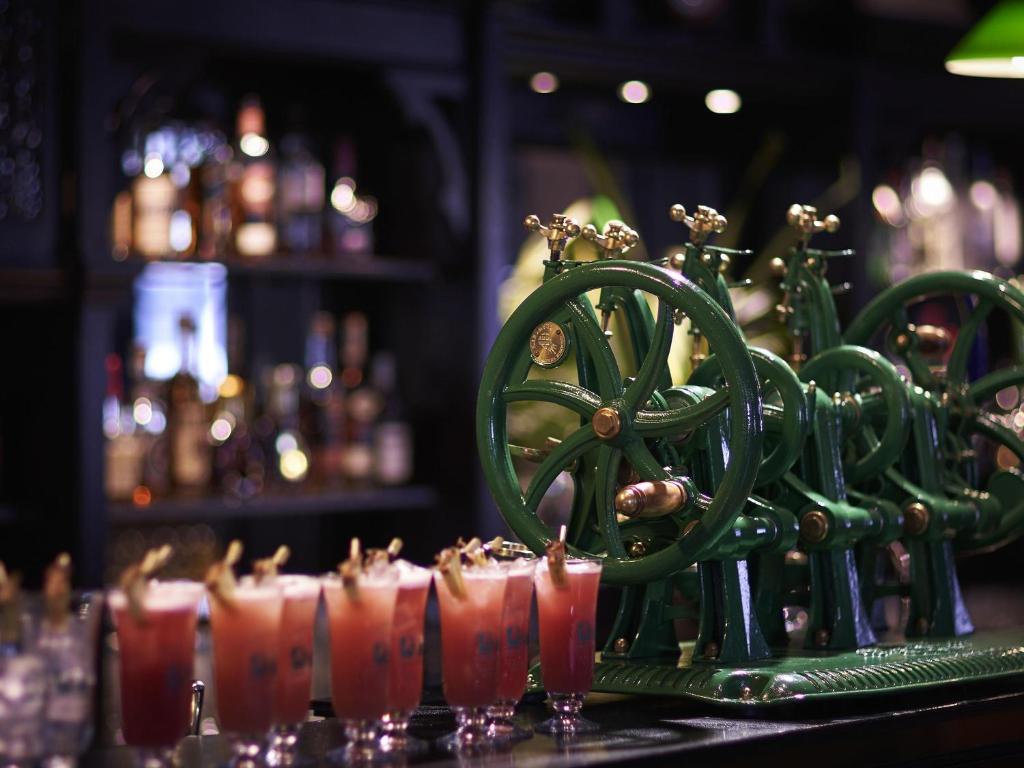 Bar/lounge