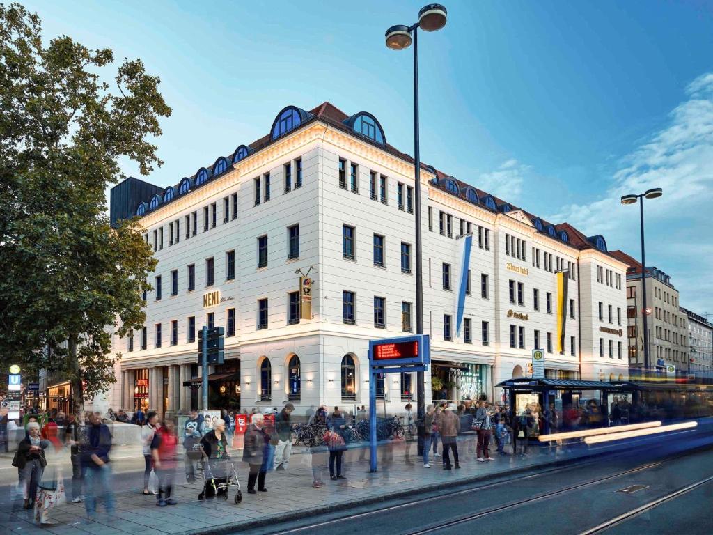 25hours Hotel The Royal Bavarian - 1