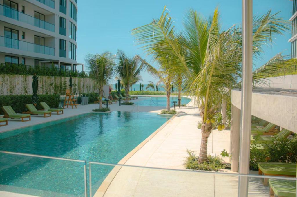 Wake Up to the Ocean, True Beachfront Terrace - 3