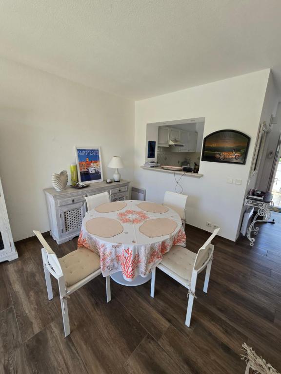 Villa Nieva, maison de pêcheur avec piscine privée et son bateau - 4