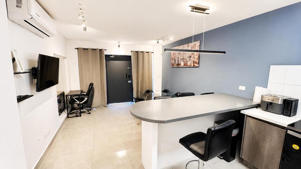 1 - Story Home - 3 Bedrooms - Palo Blanco - San Pedro - 3