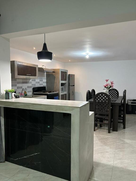 Acogedor Alojamiento Zona Cumbres - 1