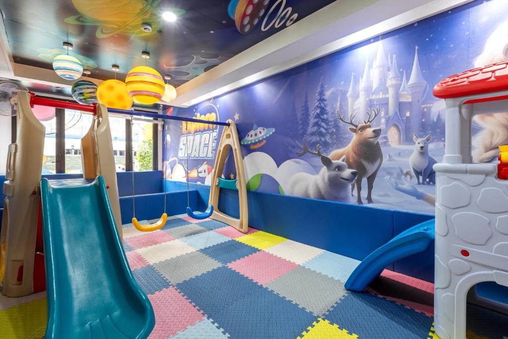 Kid’s club