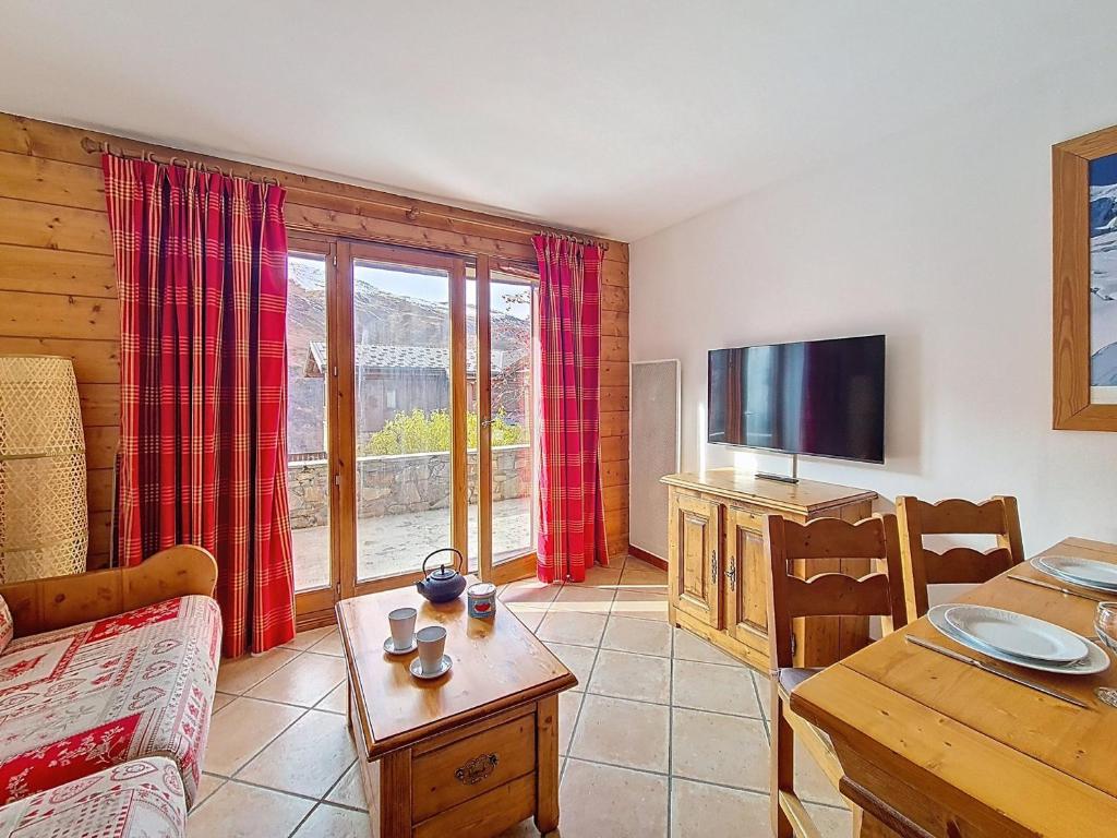 Appartement spacieux 3 pièces proche des pistes avec terrasse, piscine et parking - FR-1-344-1249 - 2