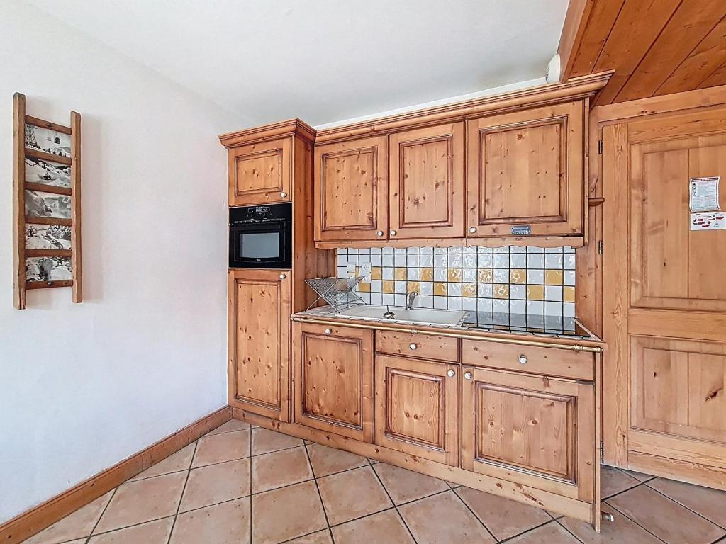 Appartement spacieux aux Menuires - Accès piscine inclus - FR-1-344-1258 - 4