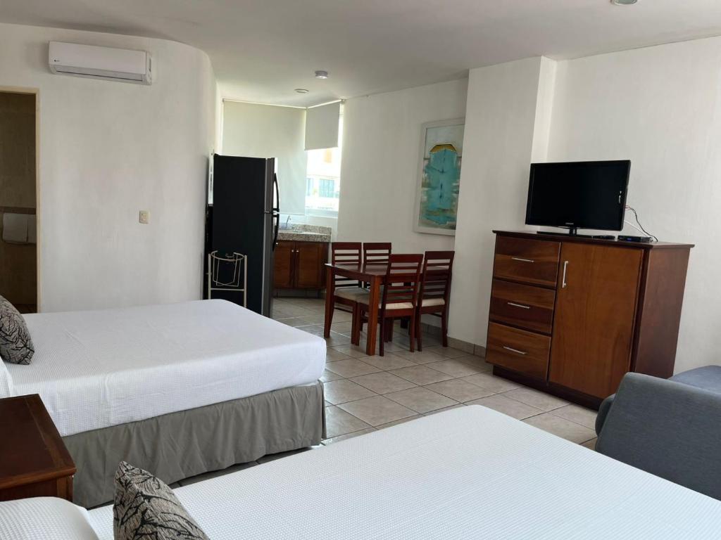 Banderas Suites - 5