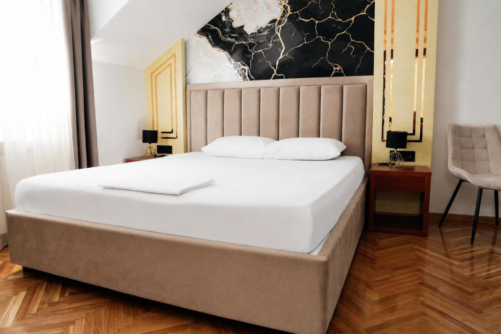 Hotel Sucevic Garni - 1
