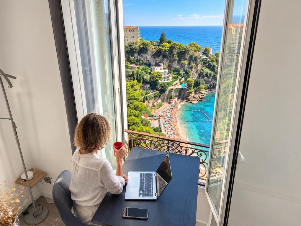 Vue mer panoramique, parking privé, Monaco 10 min - 1