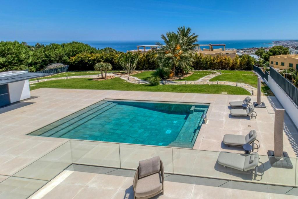 Modern and designed villa in Benalmadena - 2