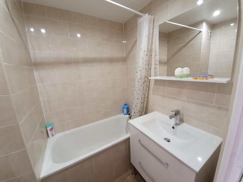 Résidence Roche Blanche - Studio pour 4 Personnes MAE-9164 - 3